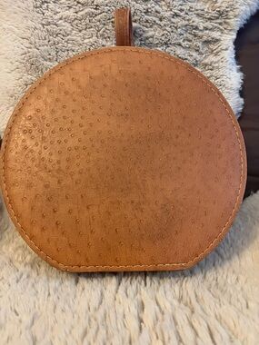 Vintage Faux Camel Ostrich Print Travel Case/Hat Box/Cosmetic Case.